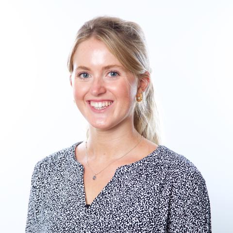 Olivia Arden headshot